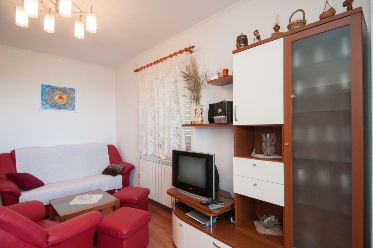 Appartamento Dragica Laurana Esterno foto